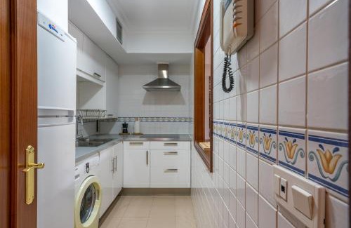 Deustuko San Pedro-Erribera Apartamento | Zubia apartment by People Rentals