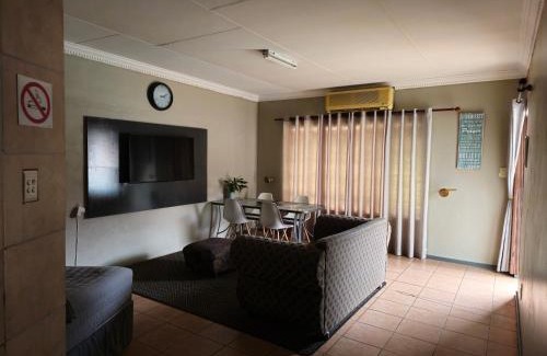 Polokwane Villa | ZUCH Accommodation At Pafuri Self Catering - Comfort Apartment