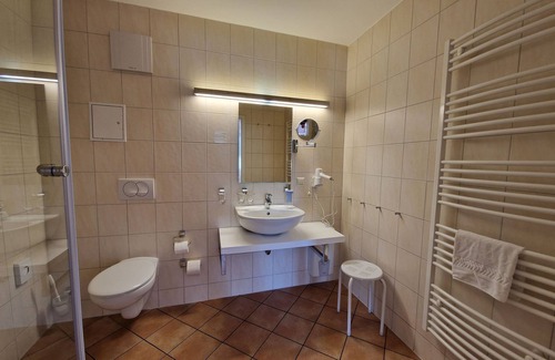Kollm Apartamento | Zum Hothertor double / twin room - Hotel Zum Hothertor
