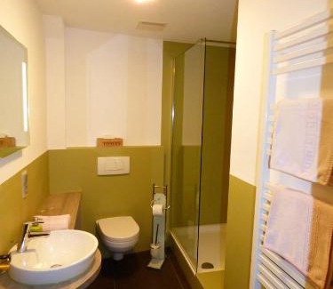 Weyher in der Pfalz Hotel | Zum Kronprinzen Hotel Garni