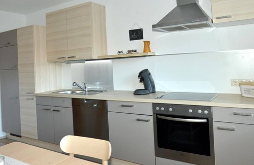 Annweiler am Trifels Apartamento | Zur Angenehmen Gegend - Appartement/fewo, Dusche, WC, 1 Schlafraum