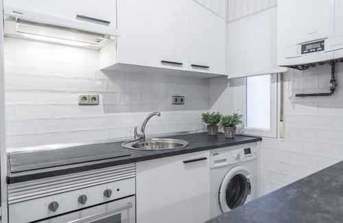 Almagro Apartamento | Zurbano I-Ideal alojamiento en plena Calle Zurbano