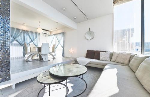 Zushi Villa | ZUSHI Funny house