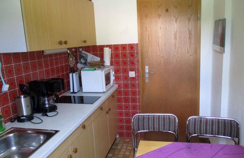 Groissenbach Apartamento | Apartamento de dos habitaciones, 54 m², balcón y cocina independiente.
