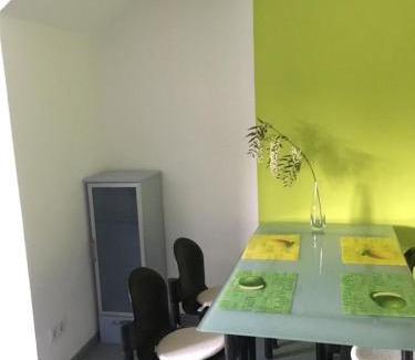 Unterrath Apartamento | Zweizimmerwohnung nah der Messe