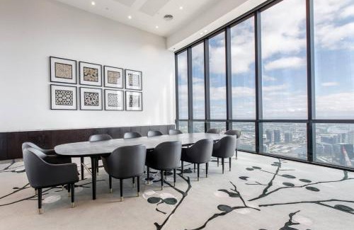 Southbank Apartamento | Zyra Lookout - Riverside Retreat with Pools and Sauna