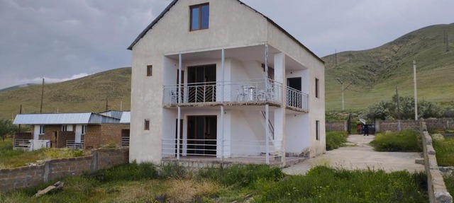 Sevan - Artanish Beach House
