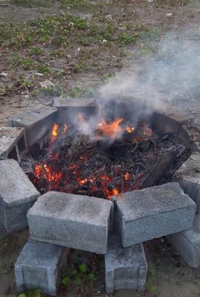 Út Ngọc Camping