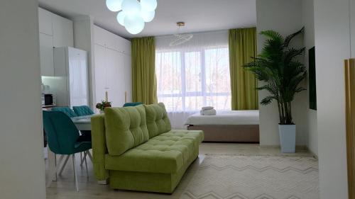 Квартира студия в Raduga West