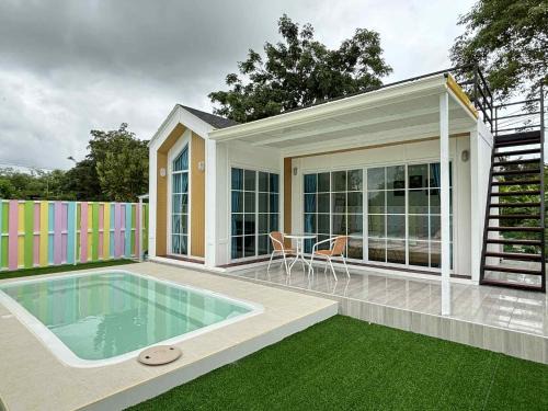 บ้านสวนแสงหล้า วิลล่า รีสอร์ท