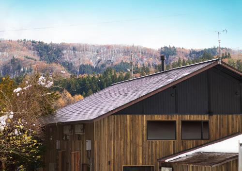 白馬の黒馬 DarkHorse @Hakuba