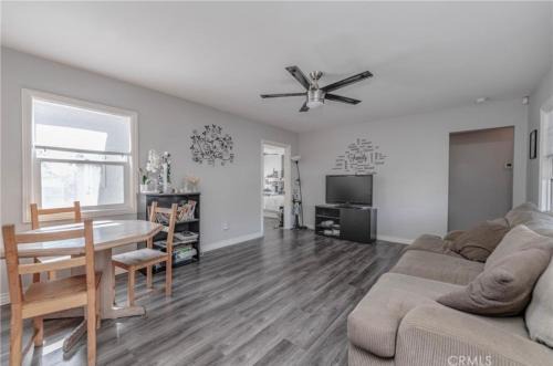 近ONT机场 Chaffey Claremont学院 Ontario Outlets 3Br2BA