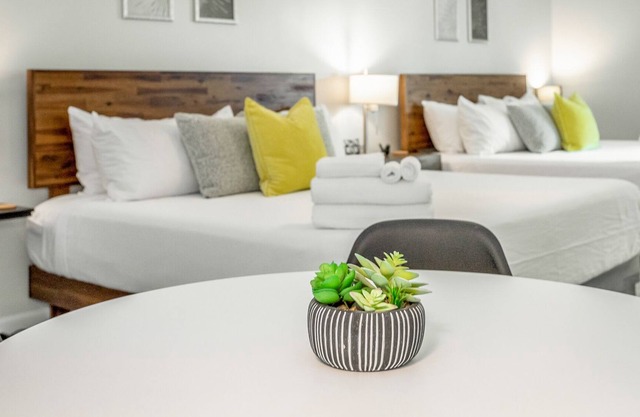 01: The Eames Suite - A PMI Scenic City Vacation Rental