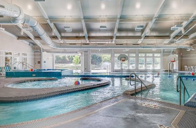 1 BDRM ~ BEACHWOODS RESORT ~ 100 ACRE FOREST, LAGOS, HUMEDALES, VIDA SILVESTRE Y MÁS