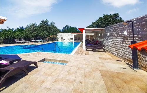 1 Bedroom Stunning Apartment In Rab