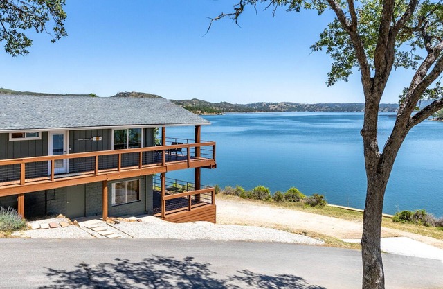 Casa frente al lago, aconsejable localización Abeja Rock - 1 de 7 Unidades península privada