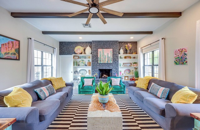 < 1 Mi to Dtwn: Home w/ Fenced Yard in Boerne!