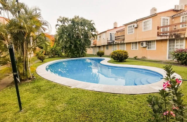 10 min from the beach — Jewel of Ixtapa