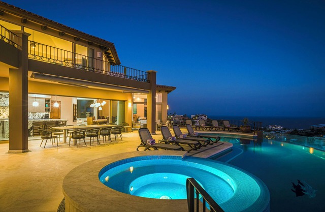 10BR Villa Celeste Sleeps up to 24!!