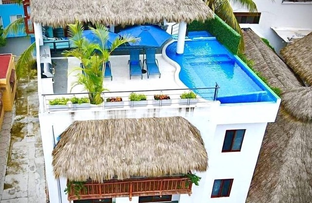 10br villa with the greatest roof top in Sayulita, and only steps from the beach