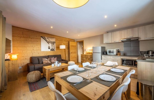 10m from resort center, 1st floor, tv, ski locker, 58m², Tignes