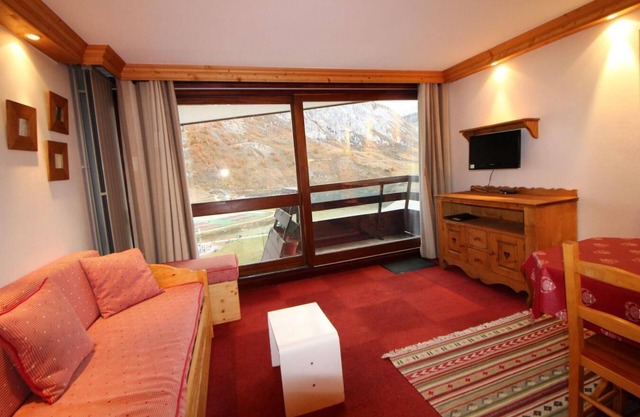 10m del centro estación, 8.o piso, vista lago, balcón, tv, local para esquís, 28m², Tignes