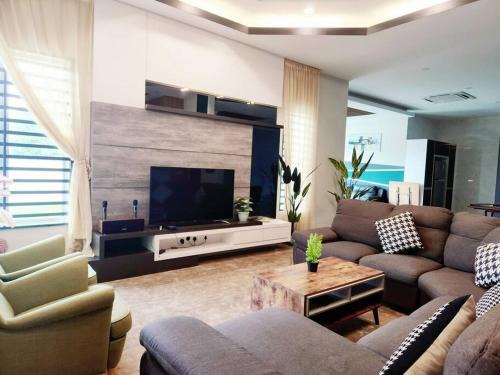 10Min to IPOH TOWN 4BR20PAX MAHJONG GAME KARAOK