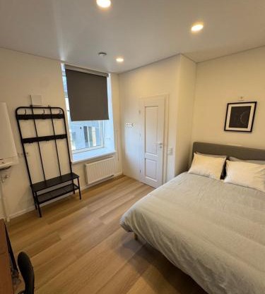11 New Airport Apartment - Nedirba