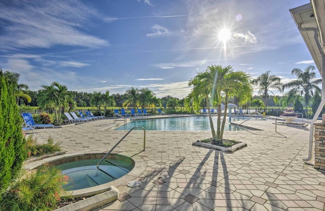 13 Mi to Parks: Disney Area Family Villa w/Pool!