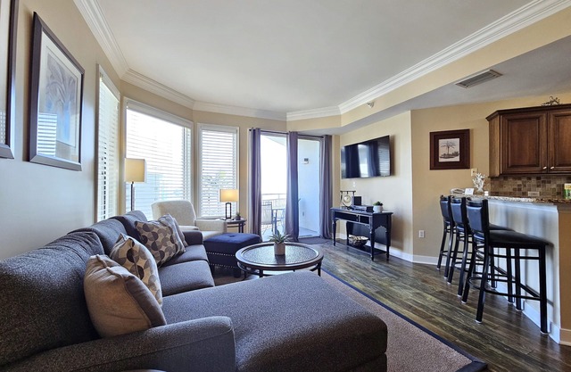 1402 Sea Crest | FREE ACTIVITIES & 4th Floor Ocean Views!