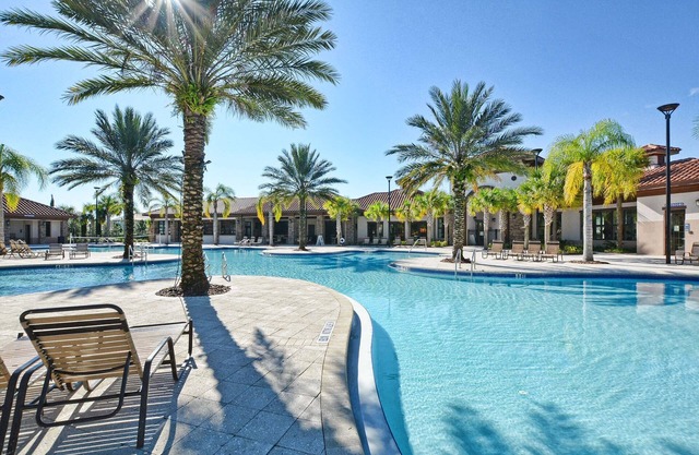 GRAN APERTURA / MEJOR PRECIO / Mins to Disney / WaterPark / Arcade / Bar / Gym / AC / WiFi