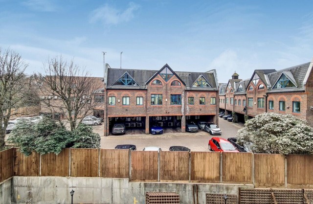 Lovely Deluxe Wembley Harrow Apartment