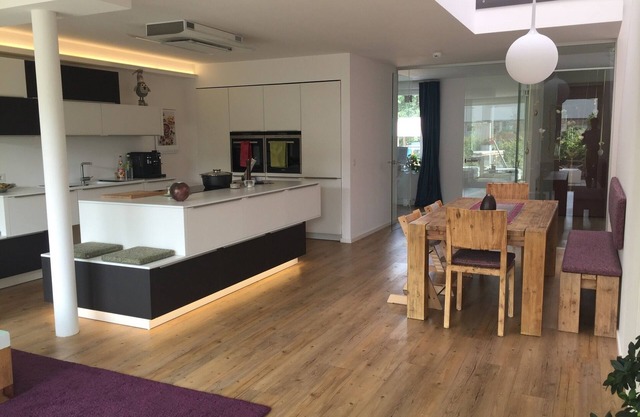 Casa familiar privada de 150 m² con jardín, cerca del centro para 6 personas