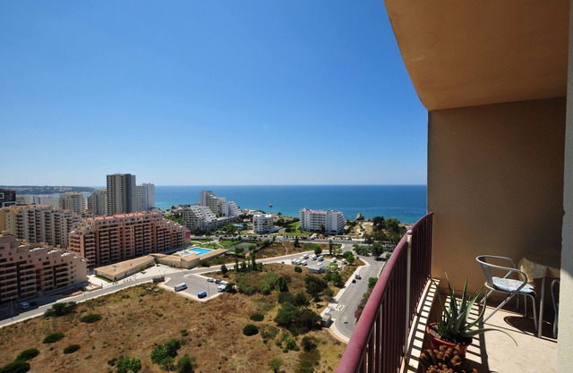 Piso 16 Clube Praia Mar Apartamento con espectacular vista al mar y al río