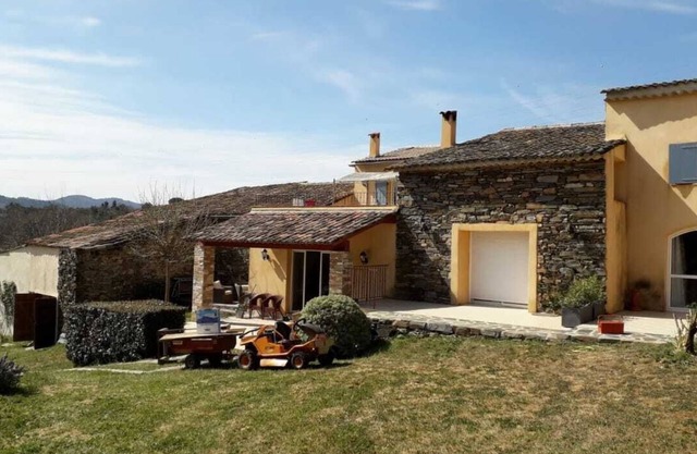 18 granja reformada en el Var en el corazón de la naturaleza