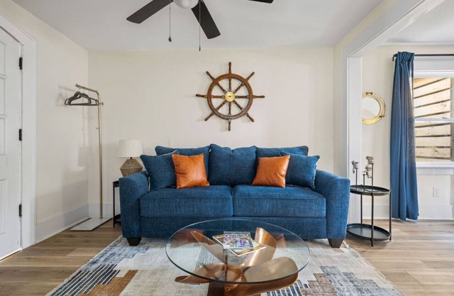 1910 Calvert - Unit B 1BR