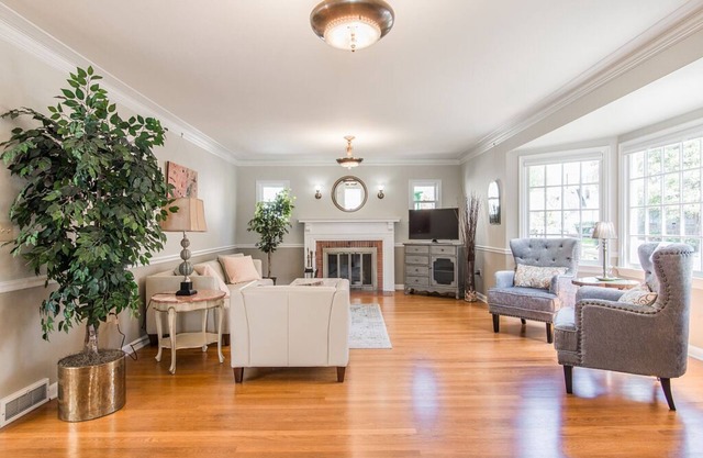 1939 Vintage House, a pie de Linfield y del centro de McMinnville-Winter Mid-Wk $ 150 / N