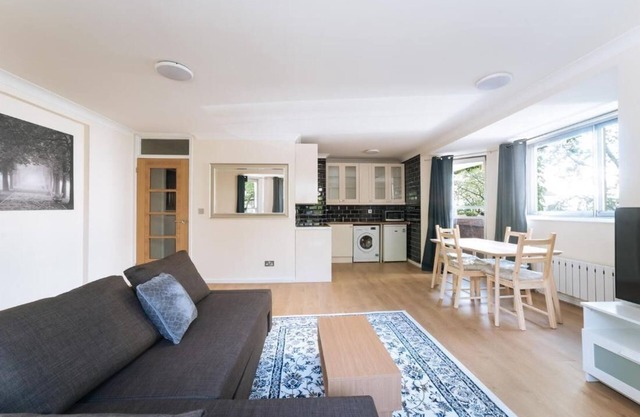 1B Apartment next to Cromwell Rd Hospital