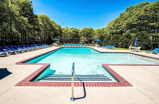 1BR Condo w/ Balcony in Mashpee, MA