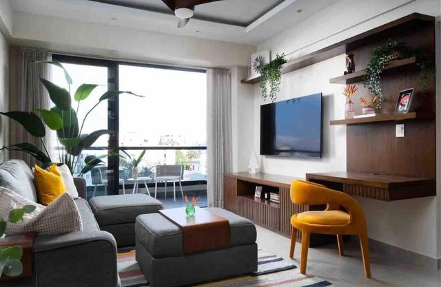 1BR 403 Luxury Condo Picuzzi/Gym/Excellent Location