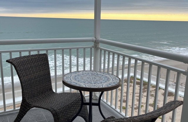 2/2 Ocean View Condo at Sandpiper. Wake up to the sounds of the waves!