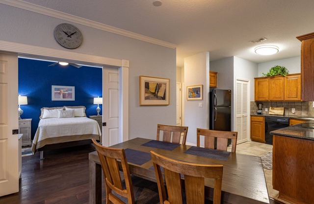2 Bd/2 Bth Ridgeview Condos at Tapatio Springs