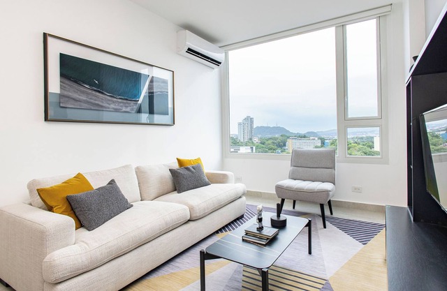 2 Bdr + 2.5 Bthr in the newest building of Panama City / Pool / Gym / playground