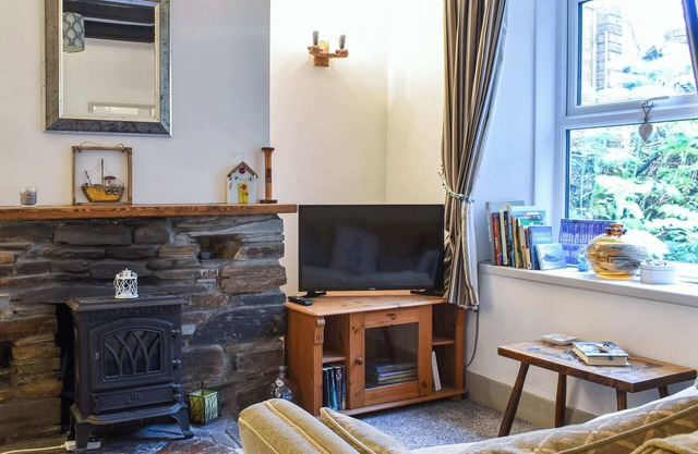 2 bedroom accommodation in Charlestown and Duporth