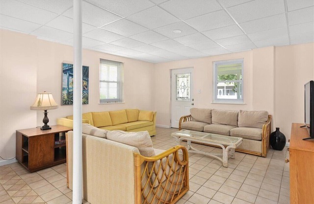 2 bedroom 1 bathroom!!!! Lower level of the Duplex on canal