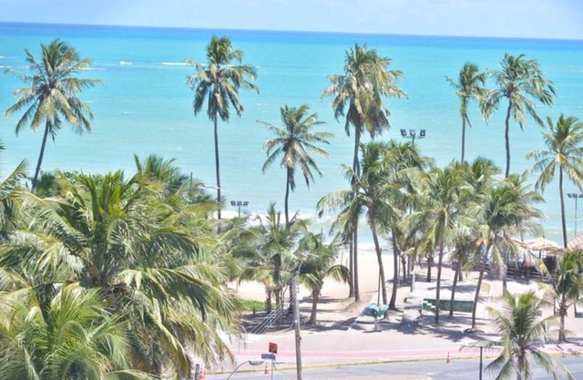 Apartamento 2 habitaciones (1 suite) con vistas al mar y en la cuadra de la playa