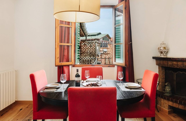 2 bedroom apartment in florence