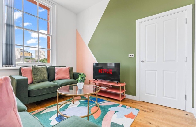 2 Bedroom Central Apt | JQ | Central Birmingham