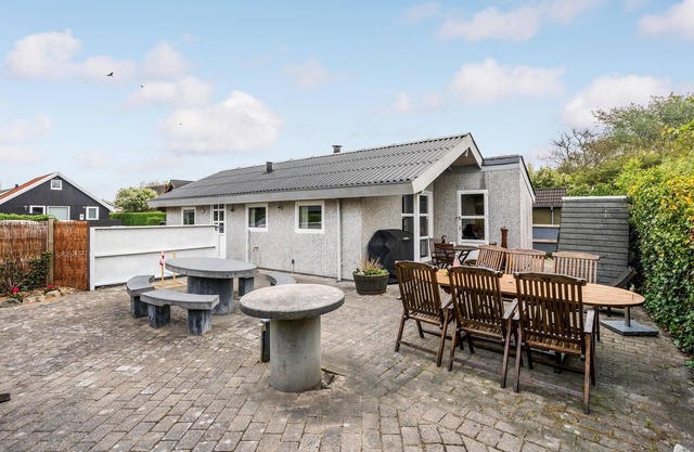 Preciosa casa en Hemmet con WiFi