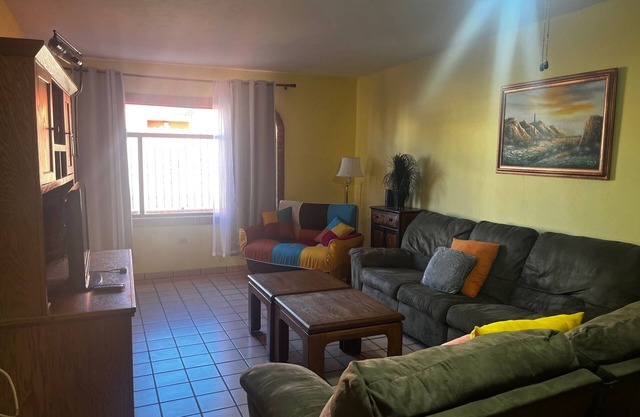 2-bedroom house w/ bonus bunkhouse in sunny San Felipe w/ WiFi, AC, & more!